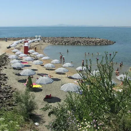 Marina Cape 32-35 Apartment Aheloy