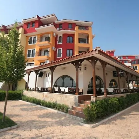 Marina Cape 32-35 Apartamento